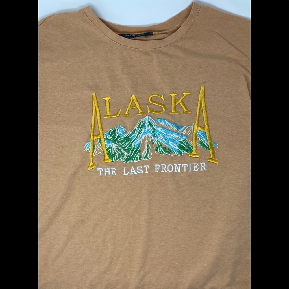 Alaska embroidered tee